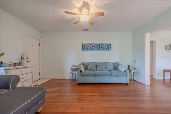 620 DAYTONA AVE, Daytona Beach, FL 32117