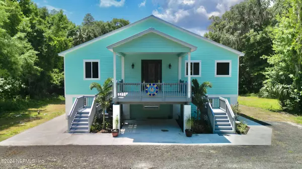 101 BEECHERS POINT DR, Welaka, FL 32193