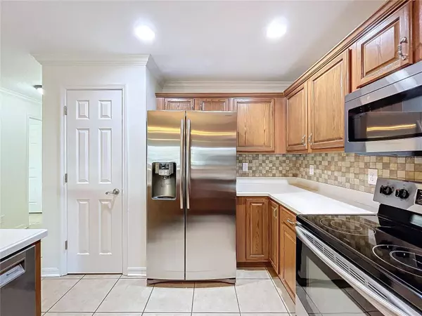 3125 ROYAL TUSCAN LN, Valrico, FL 33594