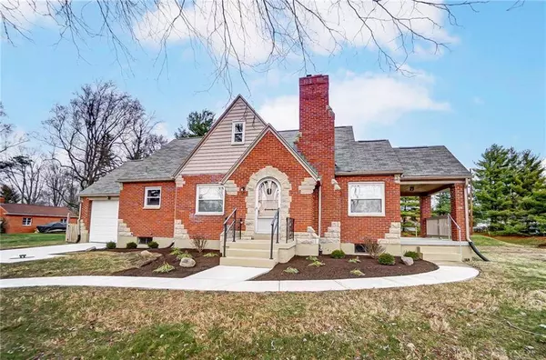 41 Centerwood Lane, Dayton, OH 45429