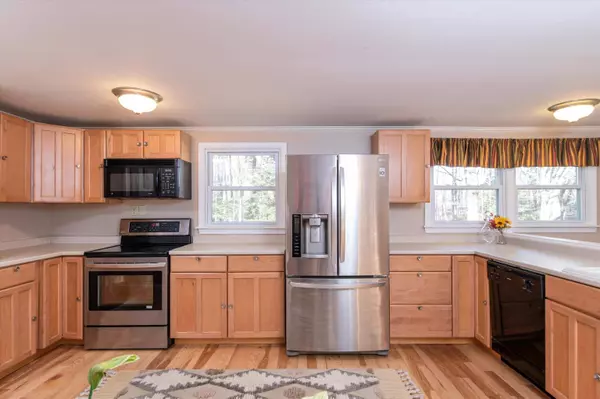 1136 Route 120 Route, Cornish, NH 03745