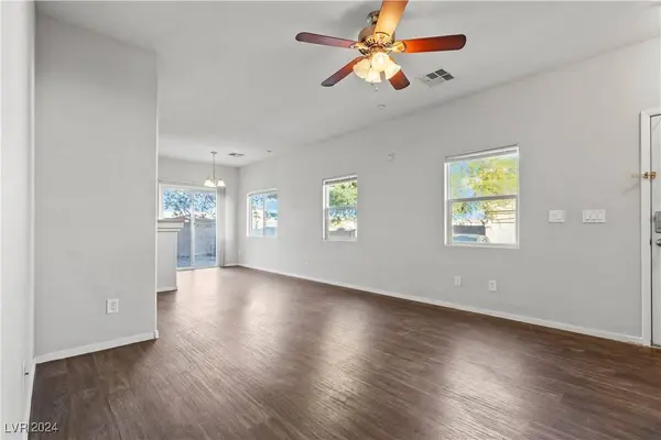 5552 Jackpot Winner Lane #102, Las Vegas, NV 89122