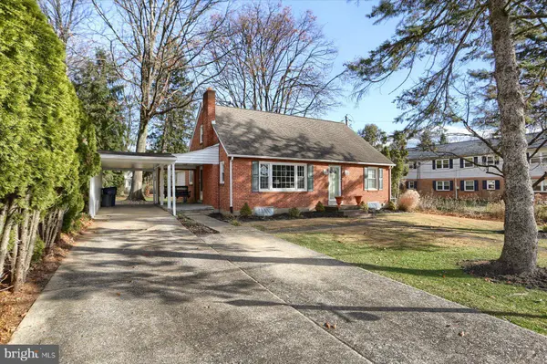 203 BYRON AVE, Harrisburg, PA 17109