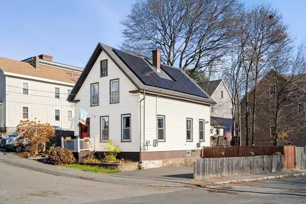 37 Lindel St, Haverhill, MA 01830