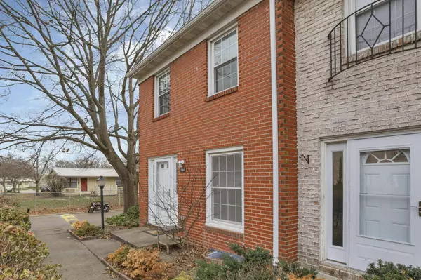 1101 Hardesty Place #O-9, Columbus, OH 43204