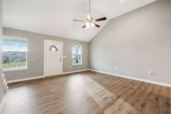 122 Alice Preston Loop, Gordonsville, TN 38563