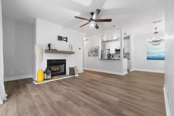 601 E Burgess Road  #Apt. H1, Pensacola, FL 32504