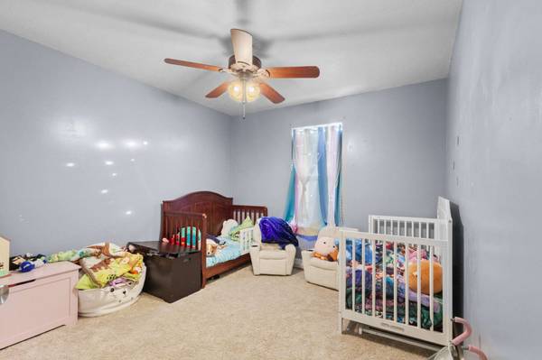 513 Gainey Dr, Oak Grove, KY 42262