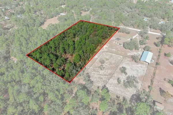 13044 CHARLTON DR, Weeki Wachee, FL 34614