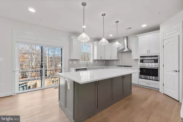 5005 POPLAR RIDGE LN, Ellicott City, MD 21043