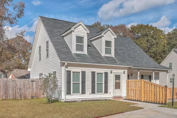 9519 S Cardinal Dr, Ladson, SC 29456