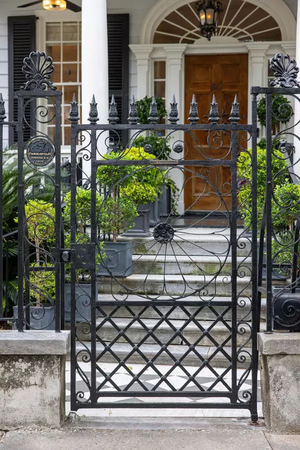 50 Laurens St, Charleston, SC 29401