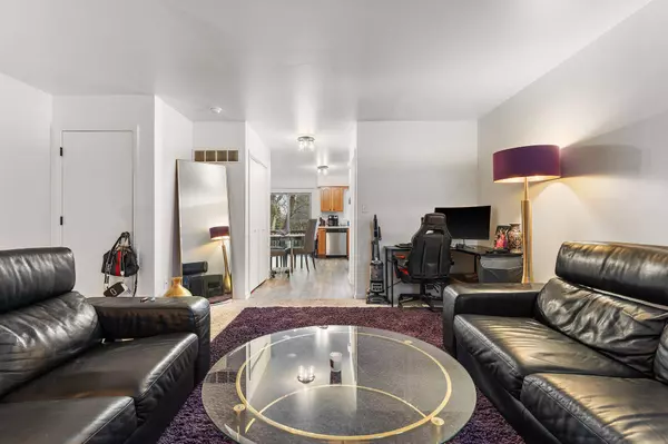 2742-44 Hart RD, Highland, IN 46322