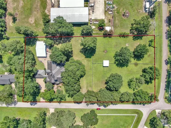 26414 Pin Oak Dr, Magnolia, TX 77354