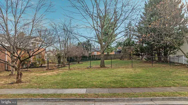 405 CRESCENT DR, Winchester, VA 22601