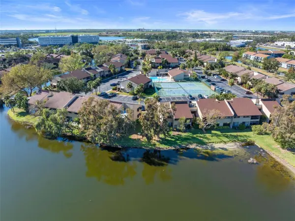 796 VILLAGE LAKE TER N #102, Saint Petersburg, FL 33716