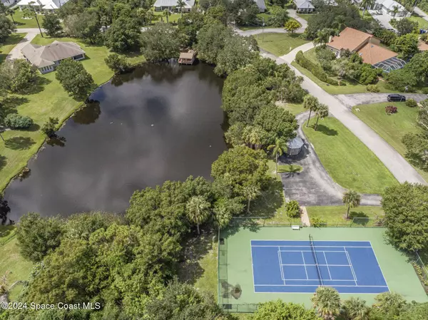 506 Cross Creek CIR, Sebastian, FL 32958