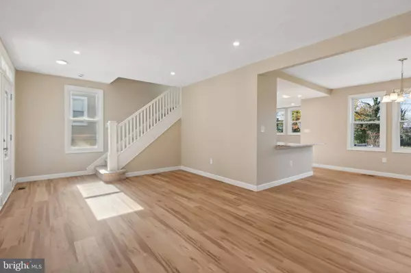 1006 HANDY AVE, Catonsville, MD 21228