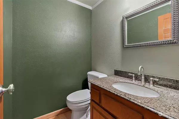 32914 47th AVE SW, Federal Way, WA 98023