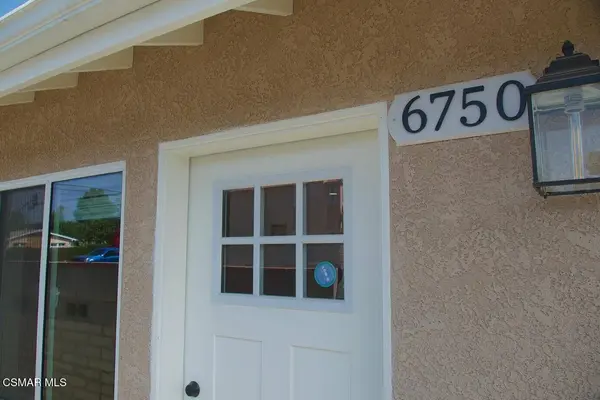 6750 Oso Avenue, Winnetka, CA 91306