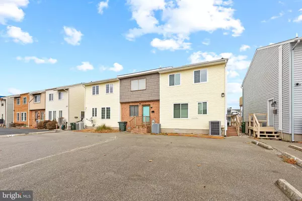 162-A CAPTAINS QUARTERS RD #A, Ocean City, MD 21842