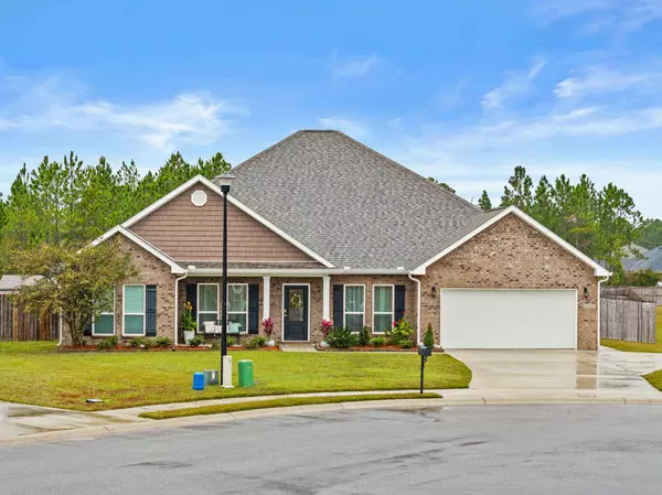 1221 Carraway CV, Ocean Springs, MS 39564