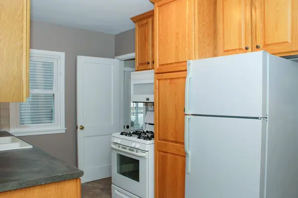 936 15th AVE NE, Rochester, MN 55906