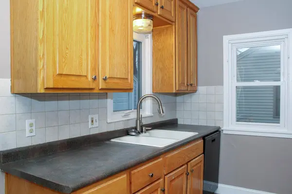 936 15th AVE NE, Rochester, MN 55906