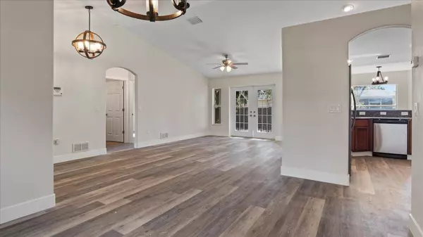 1451 GLENVIEW RD, North Port, FL 34288