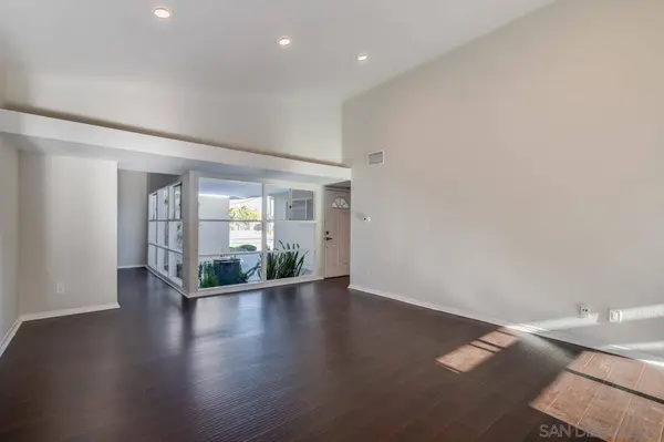 6467 Chandler Dr, San Diego, CA 92117