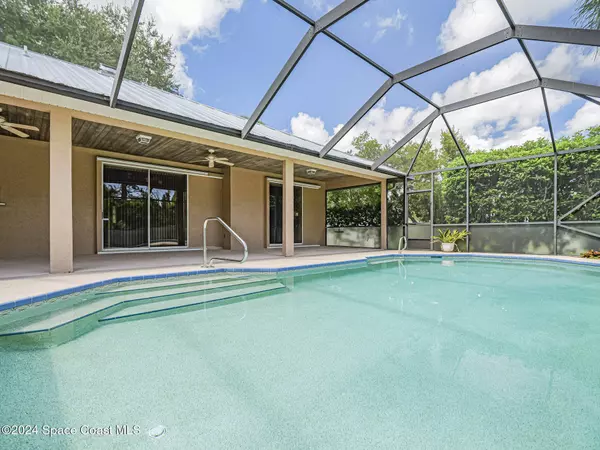 506 Cross Creek CIR, Sebastian, FL 32958