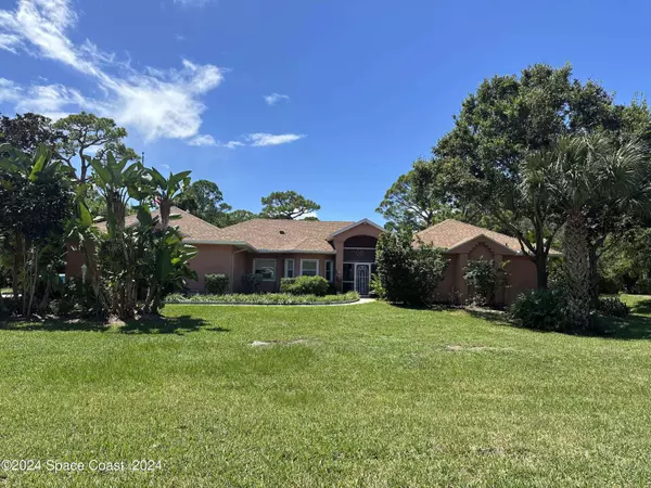5619 Cypress Creek DR, Grant, FL 32949