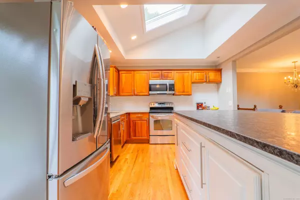 1 Wagon Road, Bethel, CT 06801