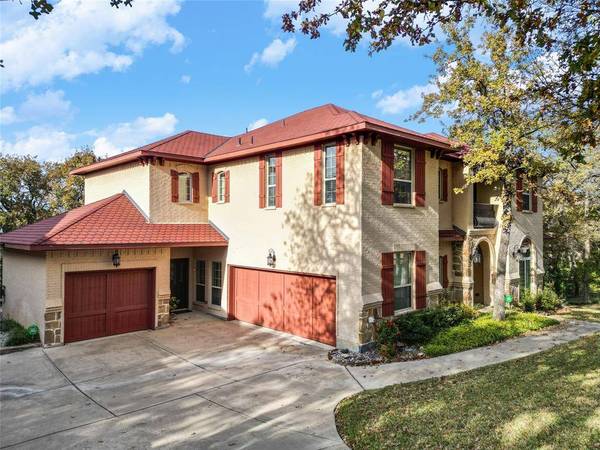 5813 Mountainwood Drive, Arlington, TX 76016