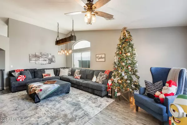 10763 W DEANNA Drive, Sun City, AZ 85373