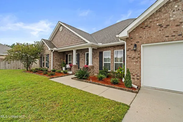 1221 Carraway Cove, Ocean Springs, MS 39564