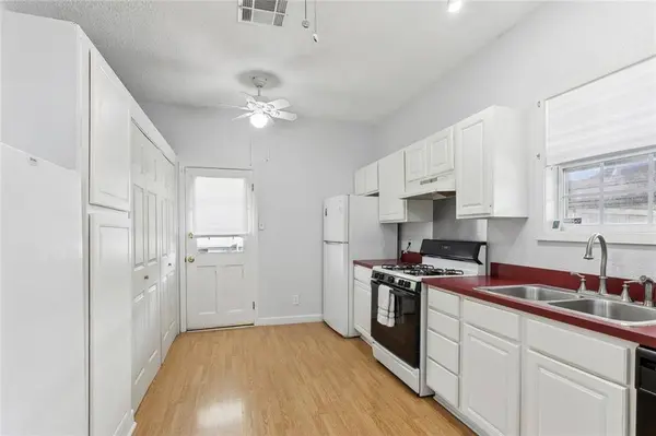 1114 LESAN DR, Kenner, LA 70062