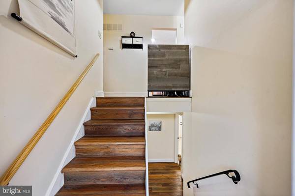 1621 CHESACO, Rosedale, MD 21237