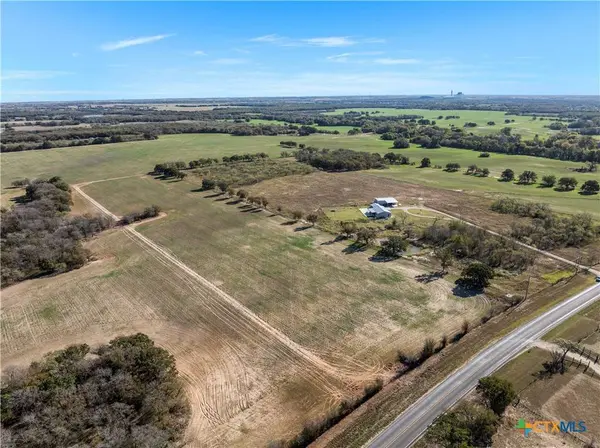 1707 W Lake Creek RD, Riesel, TX 76682