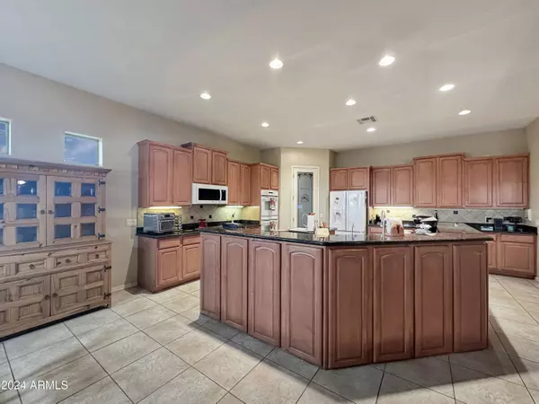 2311 N 103RD Drive, Avondale, AZ 85392