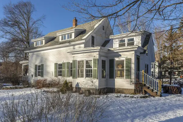 102 Church ST, Chester, VT 05143