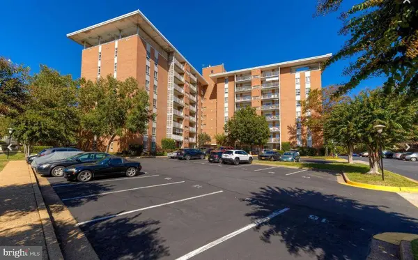 5250 VALLEY FORGE DR #407, Alexandria, VA 22304