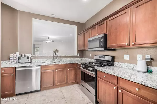 9941 W CHIPMAN Road, Tolleson, AZ 85353