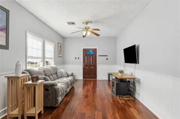 1114 LESAN DR, Kenner, LA 70062