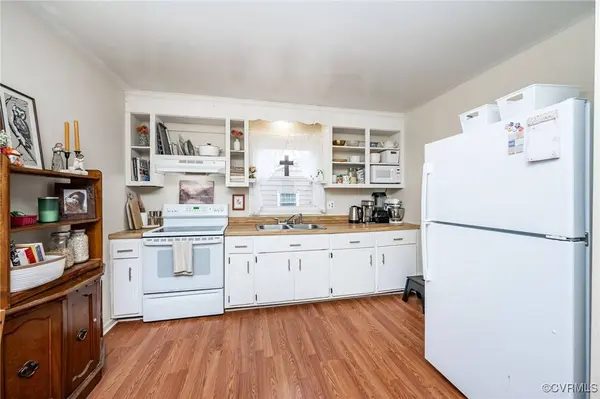 8909 Huntingcreek TER, North Chesterfield, VA 23237