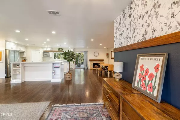 67 La Paz CT, Simi Valley, CA 93065