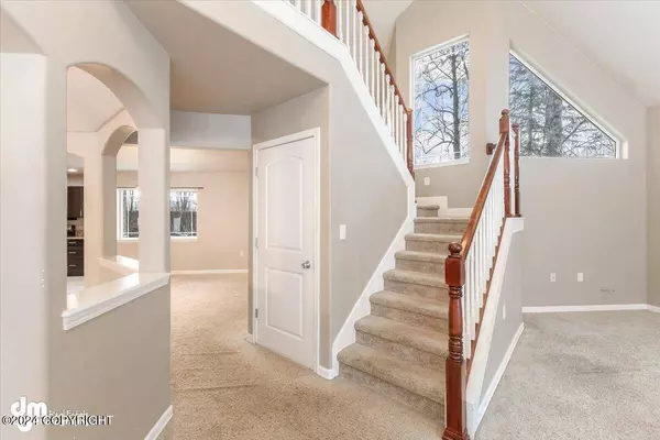 2850 W Stoneridge CIR, Wasilla, AK 99654