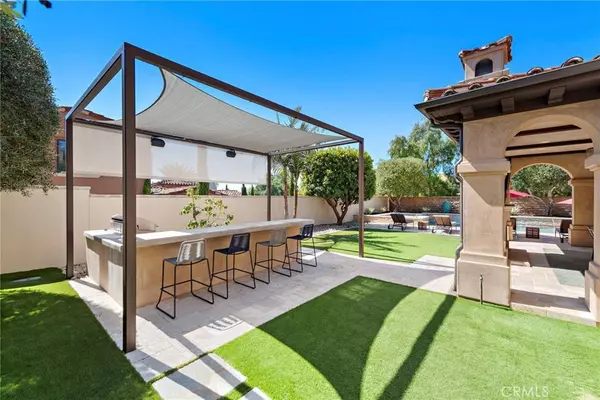 2 Coral Blue ST, Ladera Ranch, CA 92694