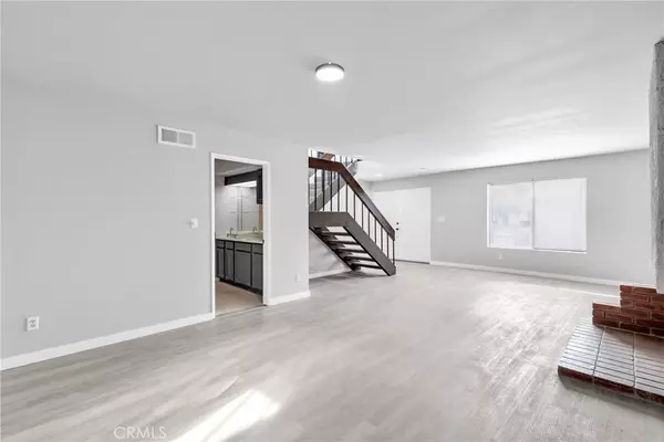 19839 Saticoy ST, Winnetka, CA 91306