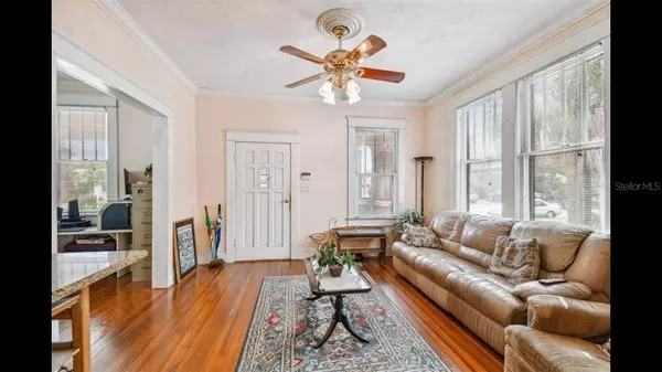 1919 W LEMON ST, Tampa, FL 33606